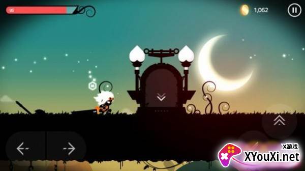 Under The Moon Hero(月光下的英雄游戏)截图